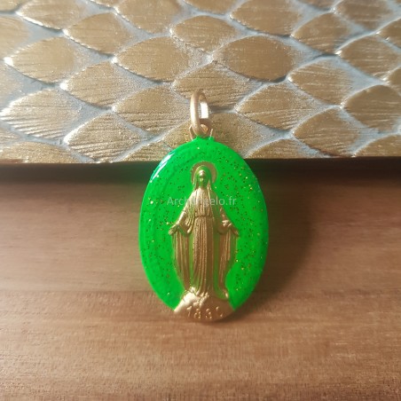 Médaille miraculeuse vert fluo.