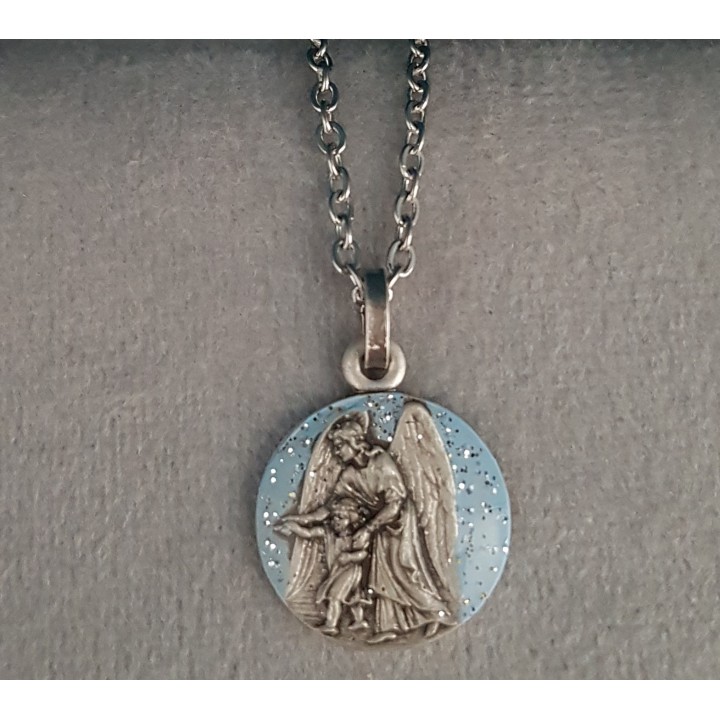 CollierLiberty et médaille miraculeuse en pure nacre.