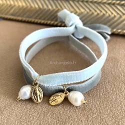 Bracelet médaille miraculeuse et perle nacre.