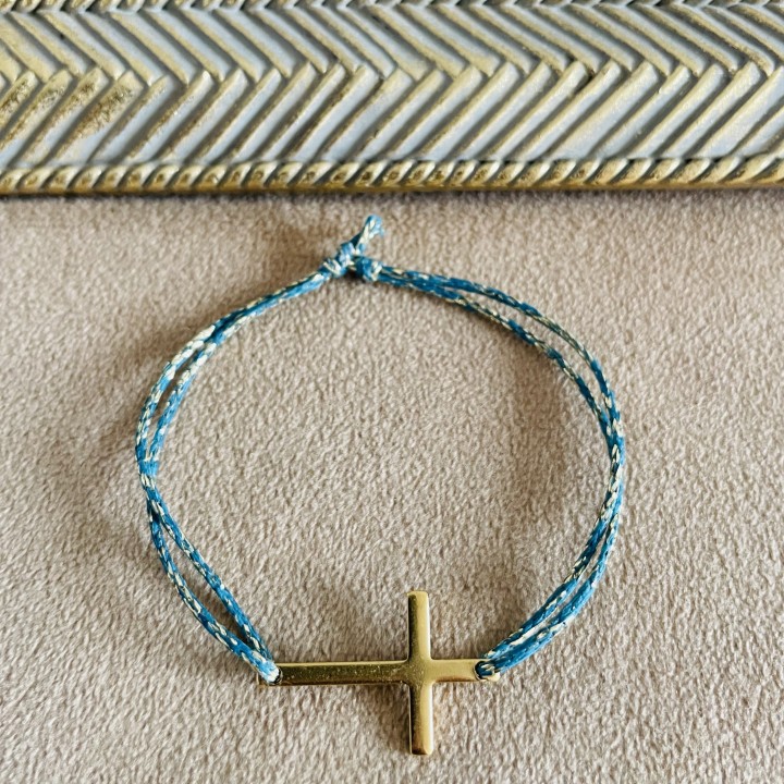 Bracelet coulissant croix