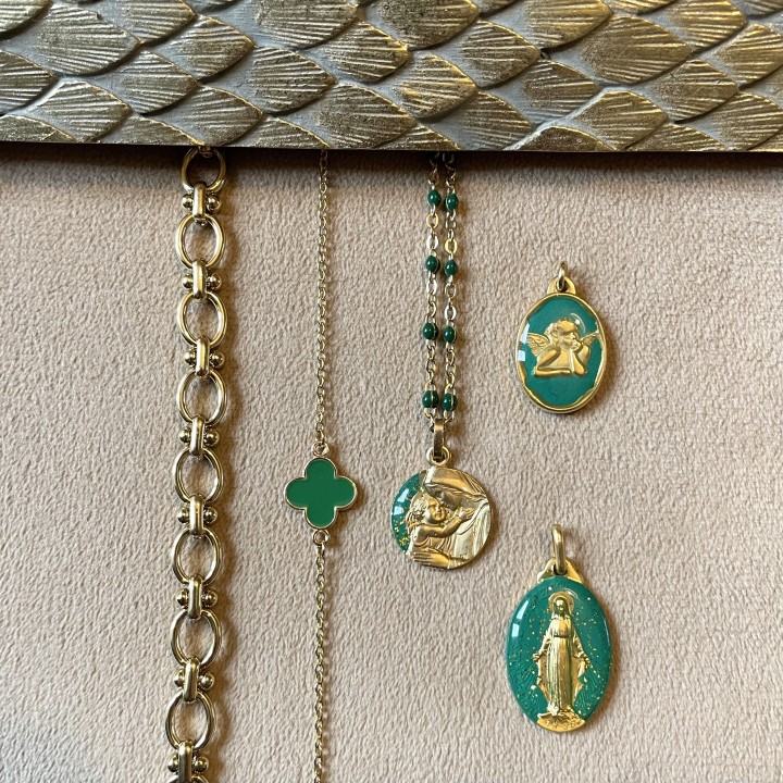 Collier de la médaille de Notre de de la Tendresse.