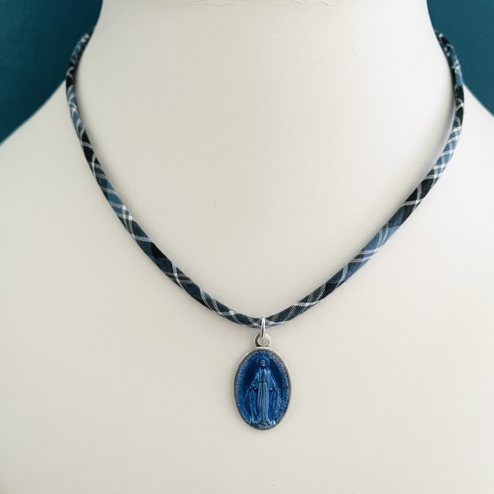 Collier Liberty Tartan et médaille miraculeuse