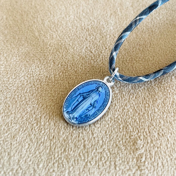 Collier Liberty Tartan et médaille miraculeuse – vue 3