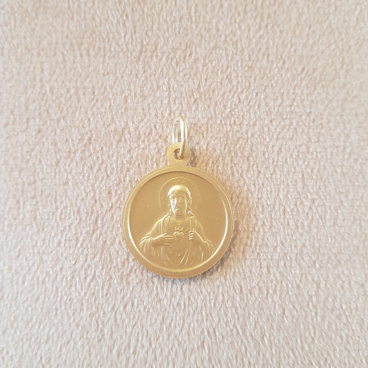 Collier du scapulaire de Notre Dame.