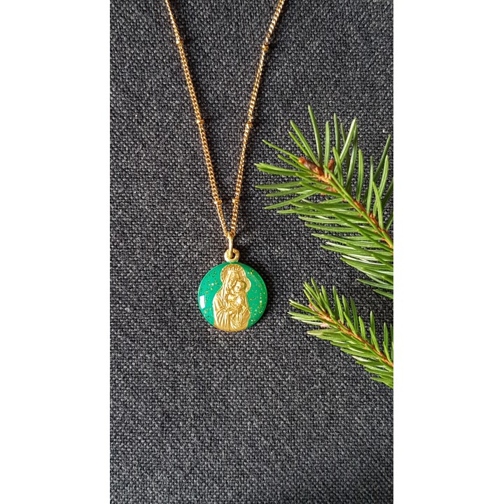 Collier du scapulaire de Notre Dame.