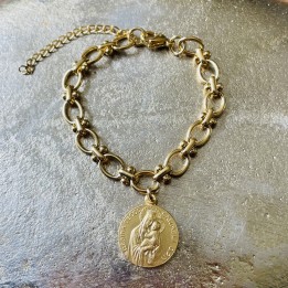 Bracelet médaille du scapulaire sur gourmette maille Héraclès.   Création by Archangelo.