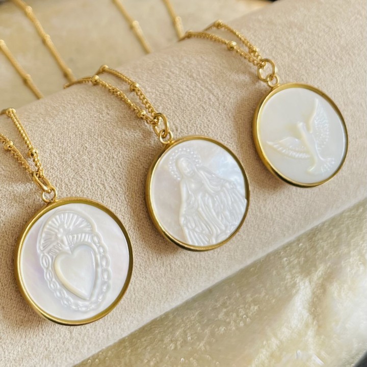 Collier Vierge Marie nacre – vue 3