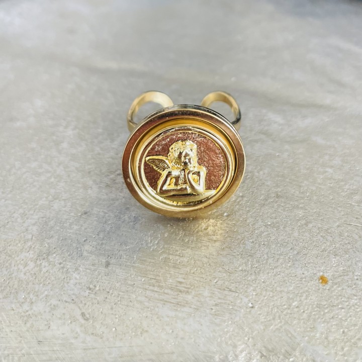 Bague Angelino.