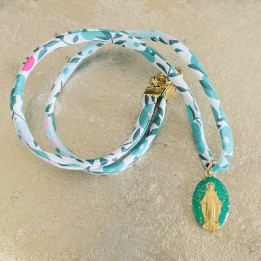 Pendentif Liberty et médaille miraculeuse.