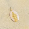 médaille miraculeuse  rose poudré  et or.
