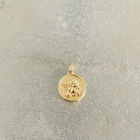 Médaille ronde du petit ange plaqué or.