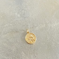 Médaille ronde du petit ange plaqué or.