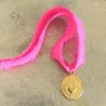 Un bijoux religieux : le bracelet médaille ex voto  acier doré inoxydable.