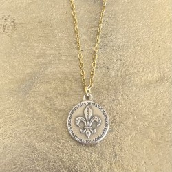 Collier des Trois Ave.