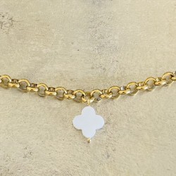 Bijoux religieux: le Bracelet "Alba" orné d'une croix en  pure nacre.