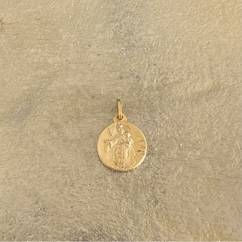 Médaille du scapulaire plaqué or.