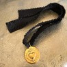 Un bijoux religieux : le bracelet médaille ex voto  acier doré inoxydable.