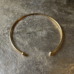 Bracelet jonc plaqué or 24 k de haute qualité.