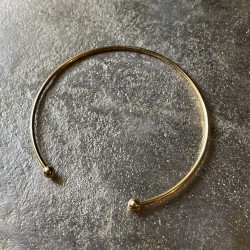 Bracelet jonc plaqué or 24 k de haute qualité.