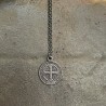 Collier médaille Saint Benoit  sur chaine argentée de 45 cm.