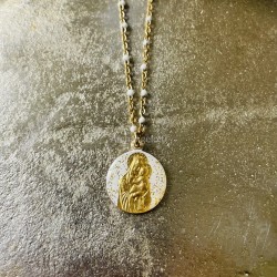 Collier du scapulaire de Notre Dame.