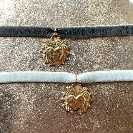 Un bijoux religieux : le bracelet médaille ex voto  acier doré inoxydable.