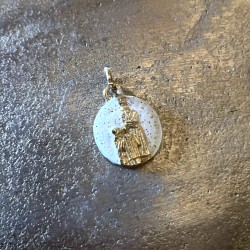 Médaille ronde de Notre Dame de la Salette.