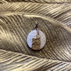 Médaille ronde de Notre Dame de la Salette.