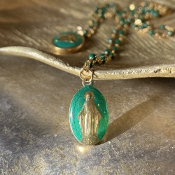 Pendentif médaille miraculeuse.