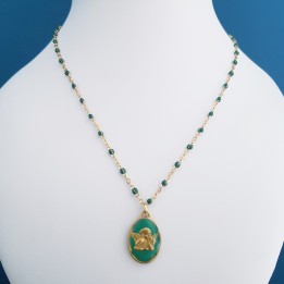 Pendentif Ange émeraude et or pailleté.