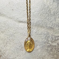 Pendentif médaille miraculeuse.