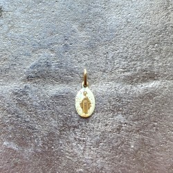 Mini médaille miraculeuse de la Vierge Marie.