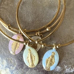 Bracelet jonc de la médaille miraculeuse.