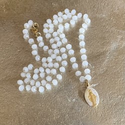 Collier Alba  petite médaille miraculeuse de la Vierge Marie.