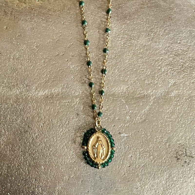 Pendentif médaille de Marie, chaine rosaire émeraude