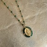 Pendentif médaille de Marie, chaine rosaire émeraude