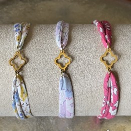 Bracelet Liberty coulissant croix trilobée.