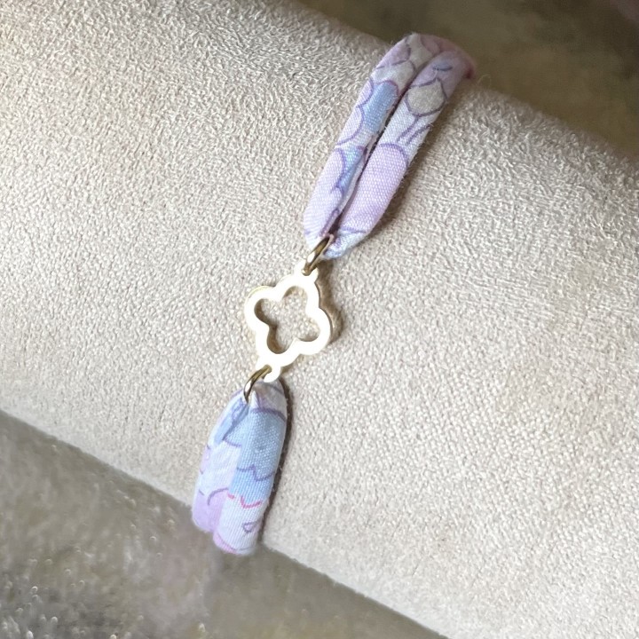 Bracelet Liberty coulissant croix trilobée.