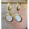 Boucles d'oreilles Bianca en pure nacre.